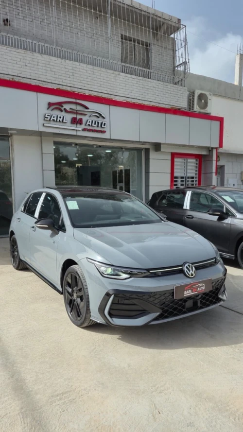 Volkswagen Golf 8 2025 R-Line
