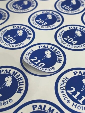 étiquette autocollante et Stickers personnalisés