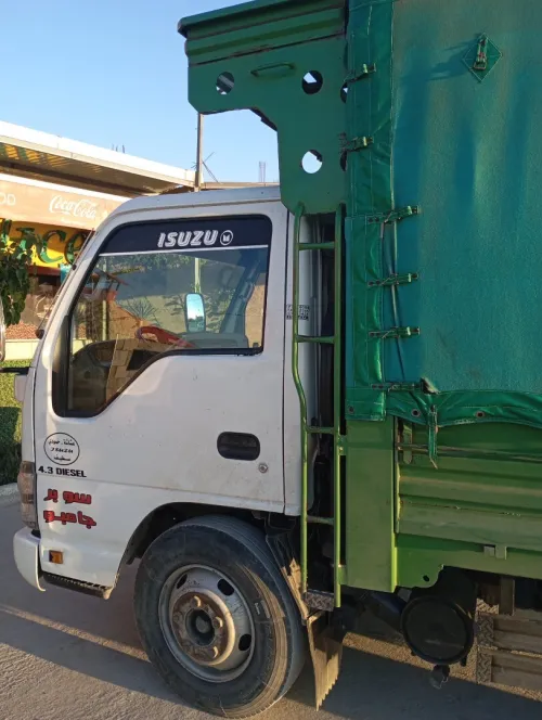 Isuzu Faracha 2008
