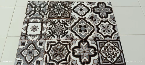 caroux céramique Relief 