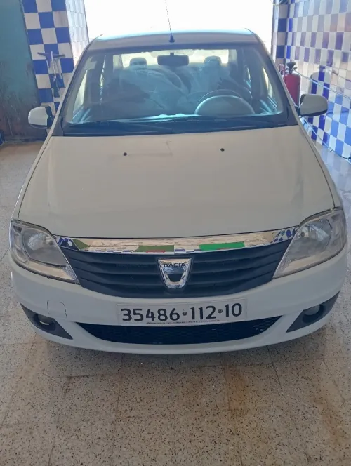 Dacia Logan 2012 Latot