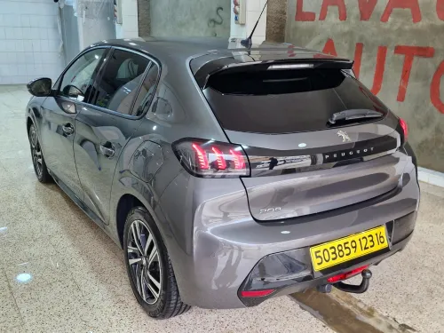 Peugeot 208 2023 E-Style