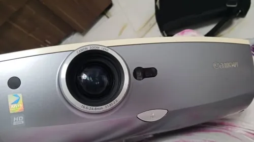 data show - vidéoprojecteur canon SX80