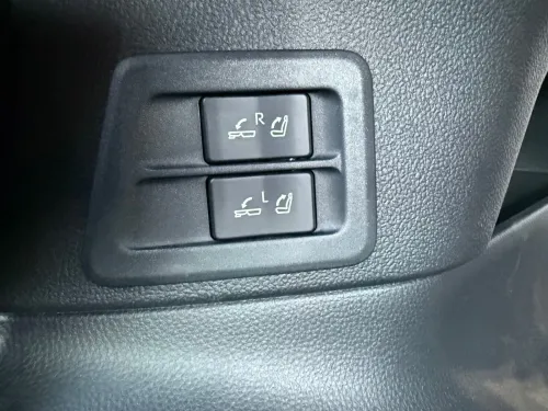 Toyota Land Cruiser  2026 V XR - full options