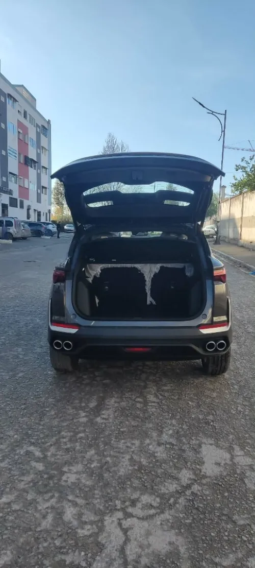Geely Coolray 2025 