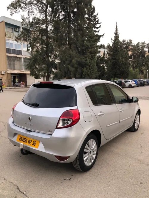 Renault Clio 3 2012 Night and Day