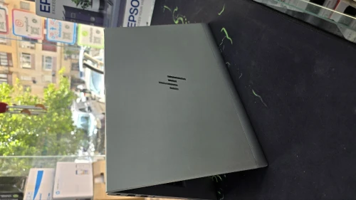 HP ELITE BOOK 840G8 I5 11ÈME 8GB 256GB NVME ECRAN 14P FHD AVEC CHARGEUR ORIGINAL ET CARTABLE GARANTIE 3MOI LIVRAISON DISPONIBLE