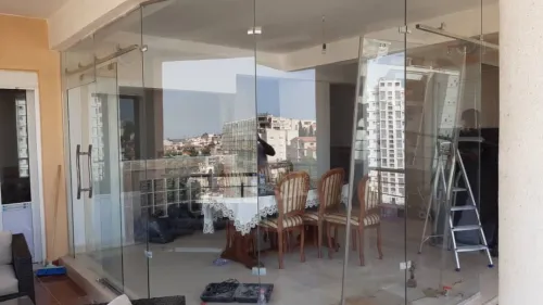 Séparation en verre trempé 