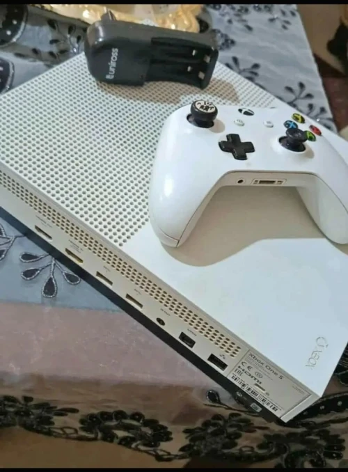 Xbox one s 1T 