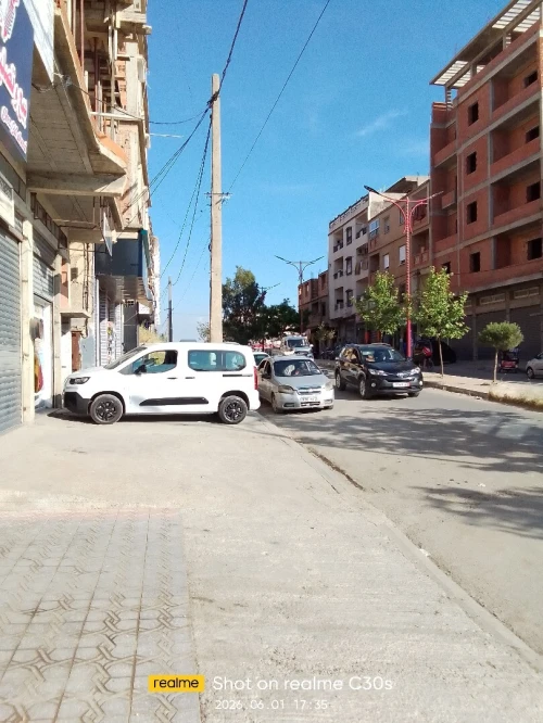 Location Local Médéa Medea