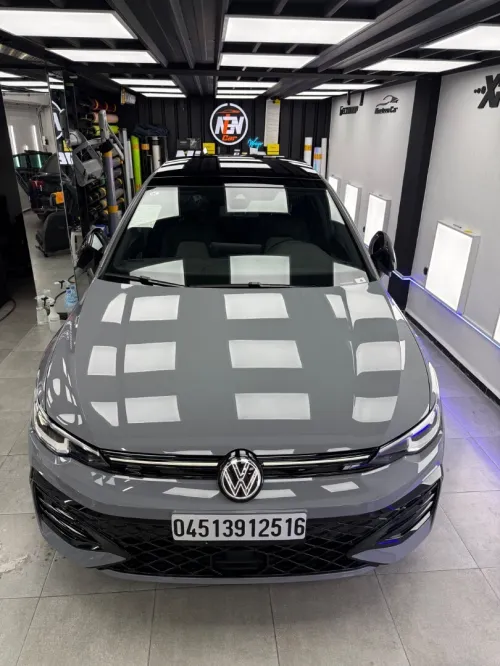 Volkswagen Golf 8 2025 R-Line