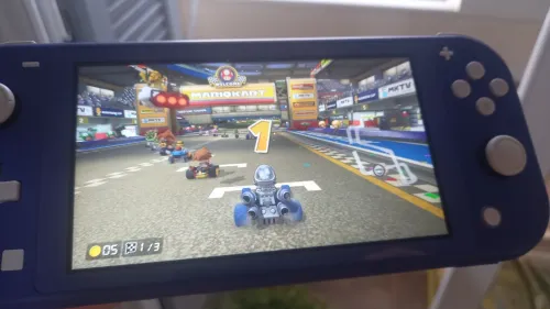 Nintendo Switch Lite Flachée