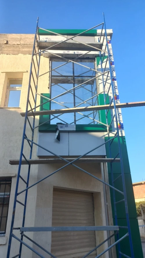 Mûr rideau alucobond