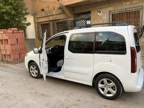Peugeot Teppe partner 2015 Teppe