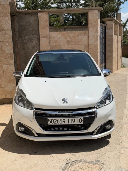 Peugeot 208 2019 Allure Facelift