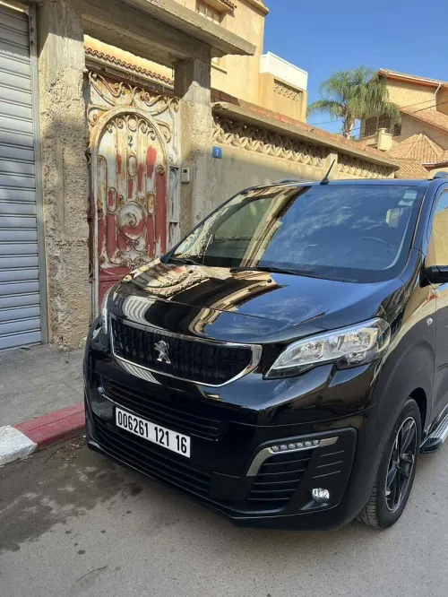 Peugeot Expert 2021 