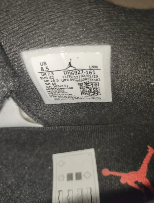 Air Jordan 4 Retro - DH6927 161 (original 100%)