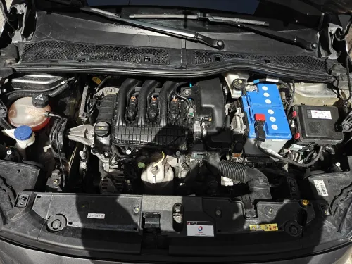 Peugeot 208 2023 E-Style