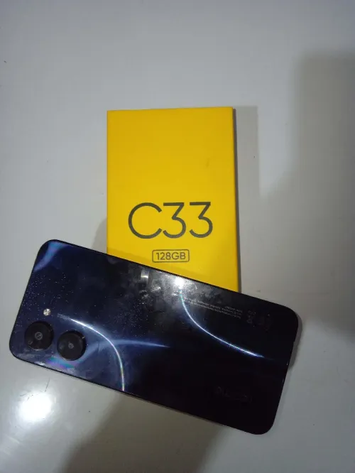 Realme C33