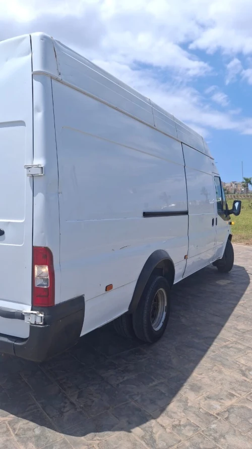 Ford Transit jumelé 2012