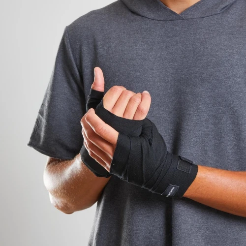 Bandes Decathlon  de boxe 2,5m Noires / Rouges.