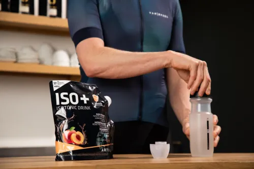 BOISSON ISOTONIQUE POUDRE ISO+ ORANGE+PÊCHE+neutre+FRAISE - CERISE 650g