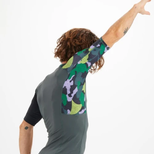 Tee shirt anti uv surf top 500 manches courtes homme Beast Decathlon