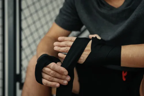 Bandes Decathlon  de boxe 2,5m Noires / Rouges.