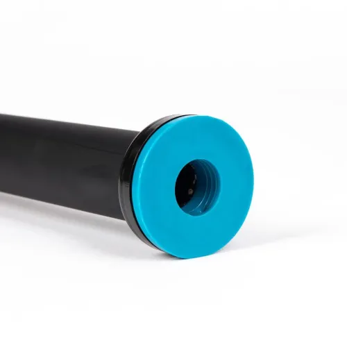 Decathlon Barre de traction verrouillable musculation 100cm - s'étend de 95cm à 120cm.