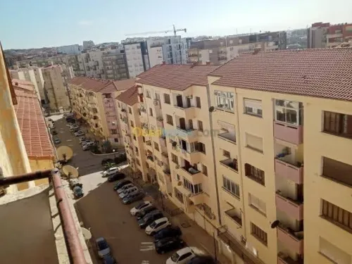 Cherche achat Appartement F3 Alger Ouled fayet