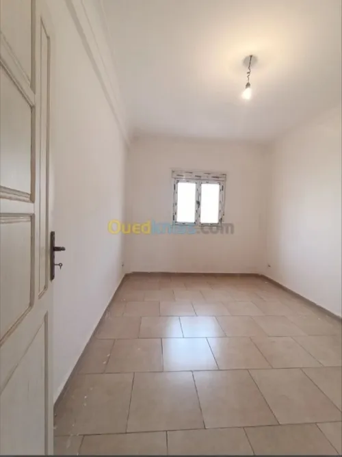 Location Appartement F3 Oran Misseghine