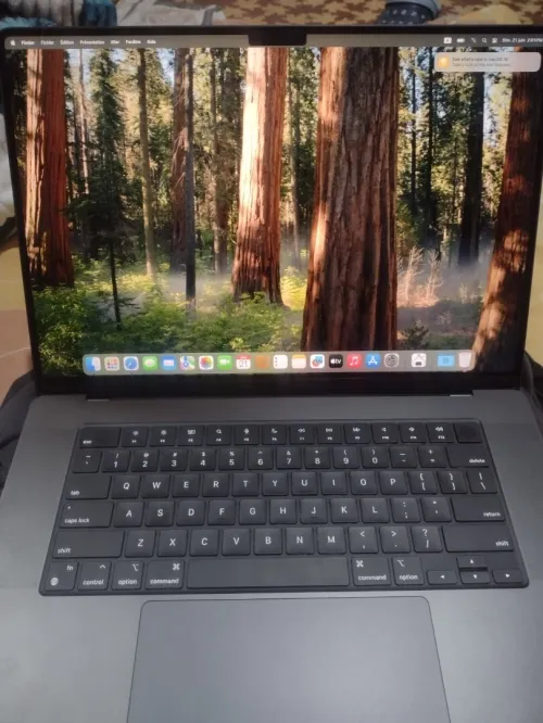 Macbook pro m4 max mdm