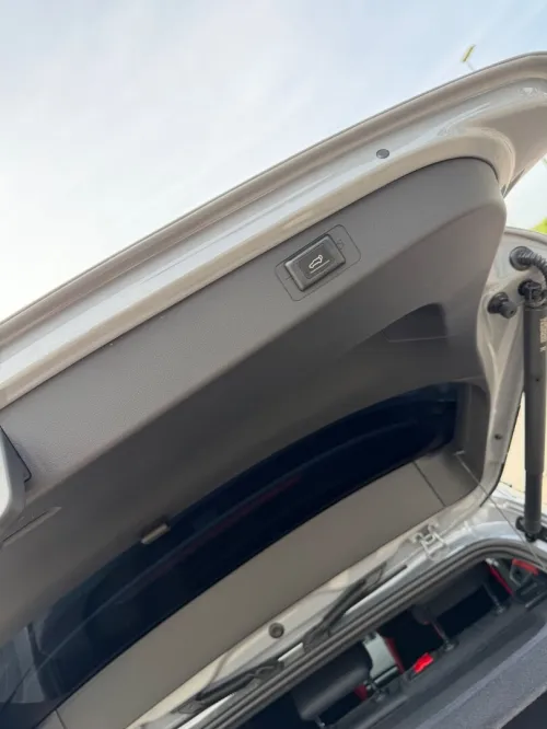Volkswagen Golf 8 2025 R-Line
