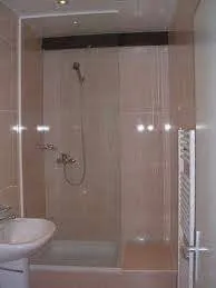 Verres est miroir     زجاج و مرايا 