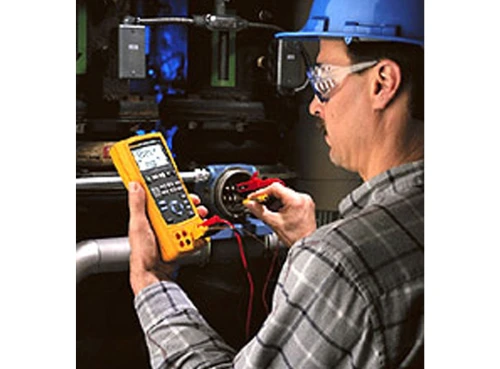 CALIBRATEUR DE PROCESS FLUKE 725
