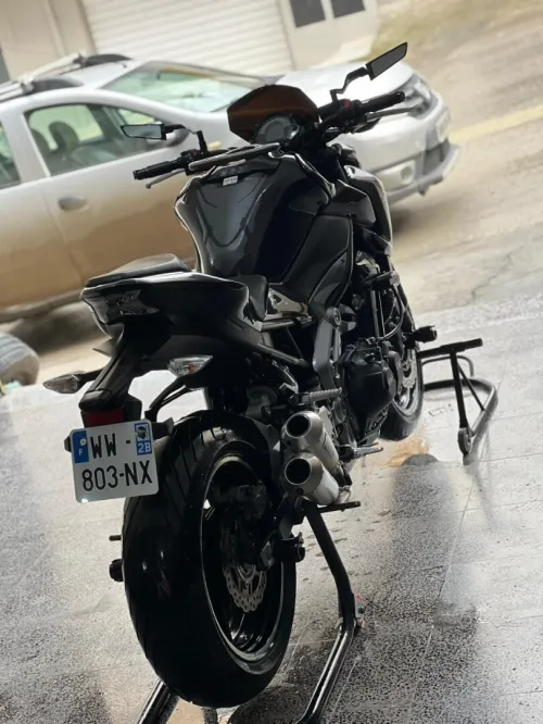Kawasaki Z900 