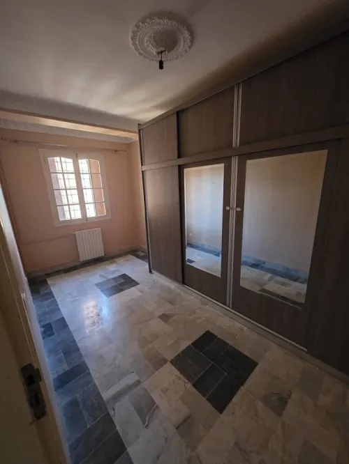 Location Appartement Niveau de villa F4 Alger Cheraga