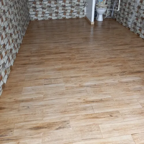 Nettoyage dal de sol faux parquet  