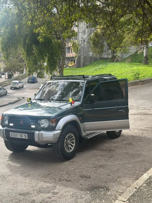 Mitsubishi Pajero Court 1987 Pajero Court