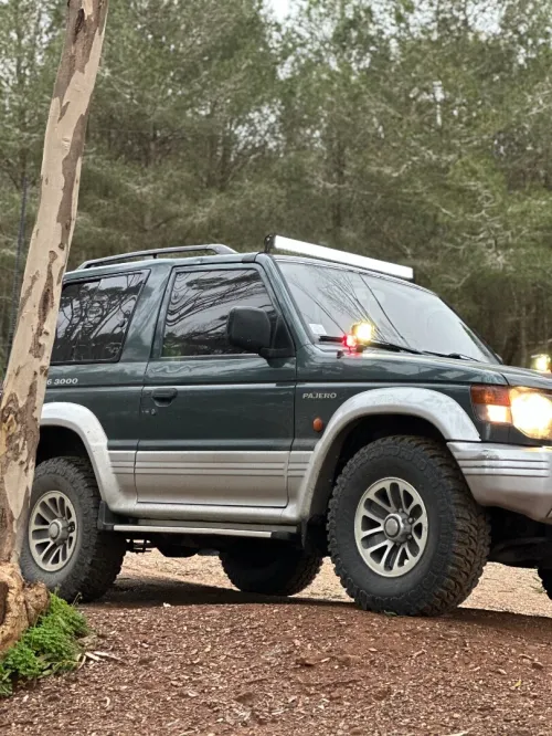 Mitsubishi Pajero Court 1987 Pajero Court