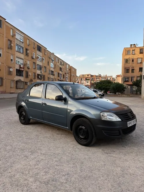 Dacia Logan 2009 La base