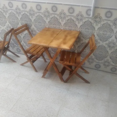 table deux chaises pour jardin et balcon