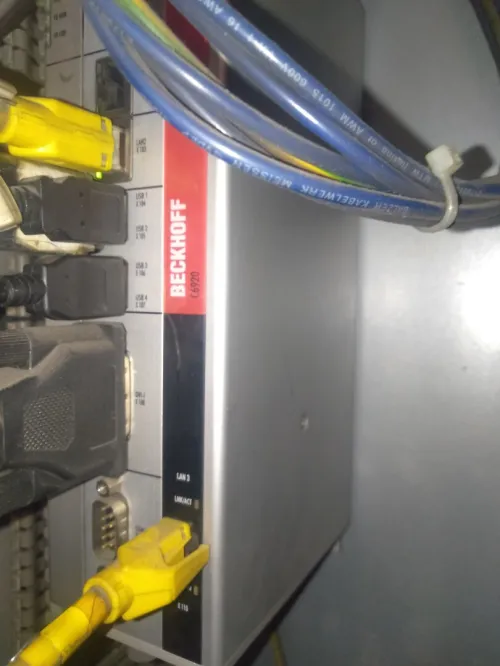 Service Global en Électronique et Réparation des Machines Industrielles