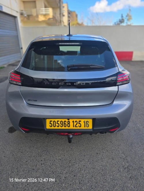 Peugeot 208 2025 style