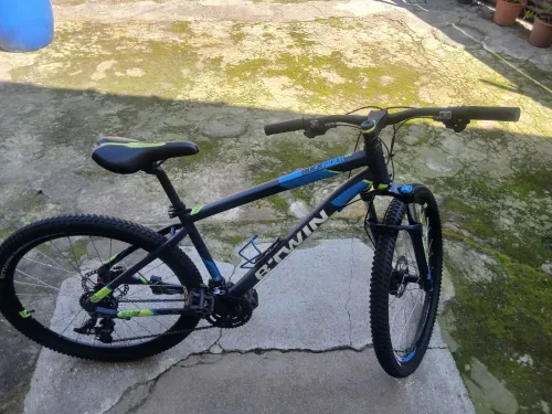 Betwin rockraider 520 L pneu 27/5 cader allimiom femmas