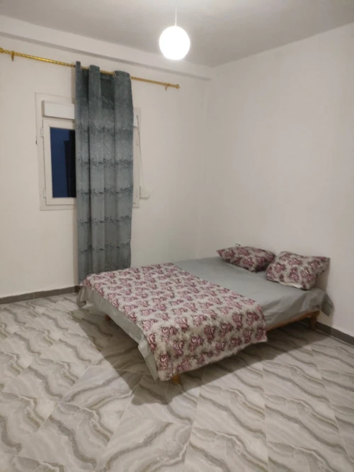 Location vacances Appartement F3 Mostaganem Mezghrane