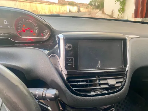 Peugeot 208 2013 Allure