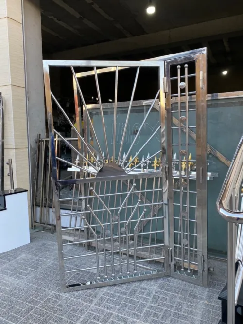 Cabine de douche en verre trompé