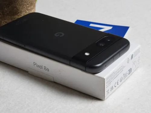 Google Pixel 8a avec boite