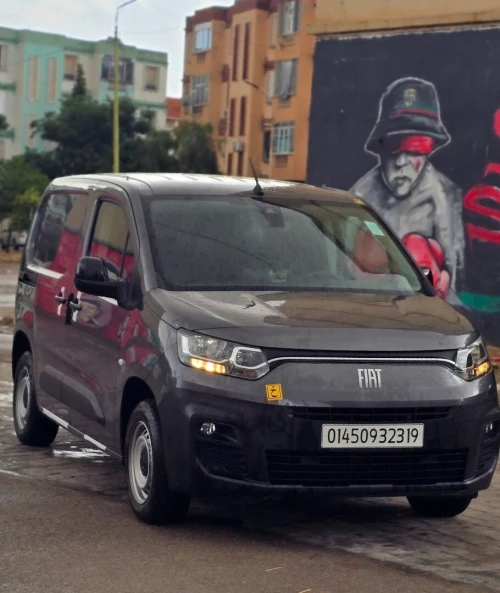 Fiat Doblo 2023 vu